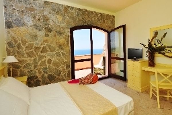 Torre Hotel (Arbus)